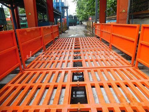 點(diǎn)擊查看詳細(xì)信息<br>標(biāo)題：濟(jì)寧唐口煤礦4X12米煤礦專(zhuān)用洗車(chē)機(jī) 閱讀次數(shù)：3784